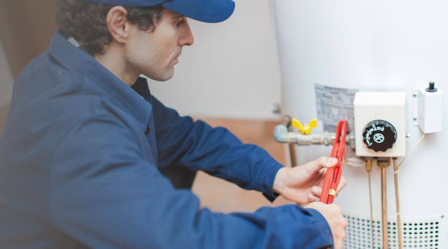 Expert burst pipe repair services in Coloma, MI